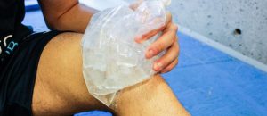 icing-an-injured-knee-min-300x130